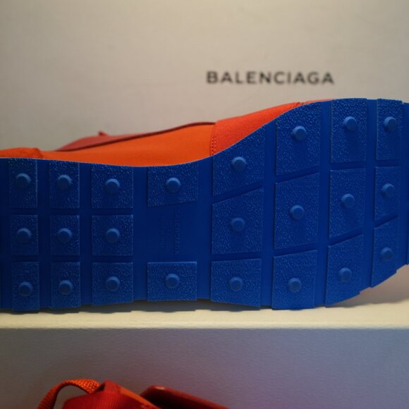 BALENCIAGA EU SIZE 42 - Picture 7 of 9